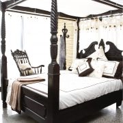 CFG EXCLUSIVE: STEPHANIE FOUR-POSTER BED