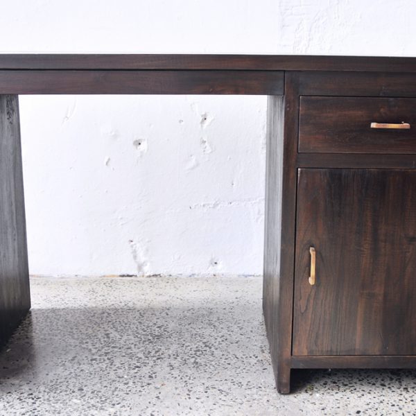 MODERN-CLASSIC SIDE STORAGE DESK